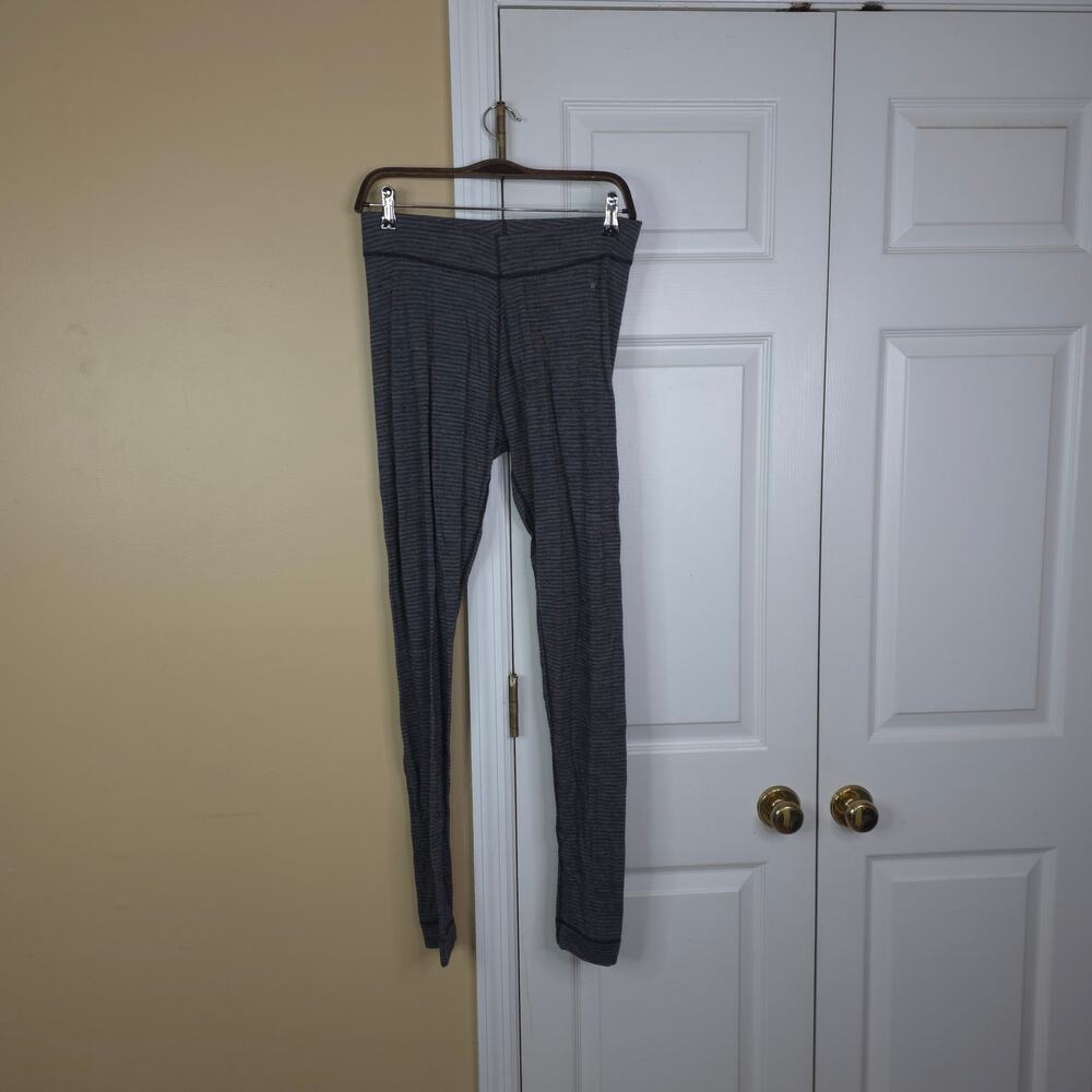 Smartwool Women's Merino Wool Base Layer Active Knit Leggings in Charcoal Size L